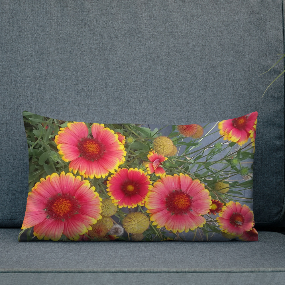 Gallardia 20"x 12" Premium Pillow - Image 3
