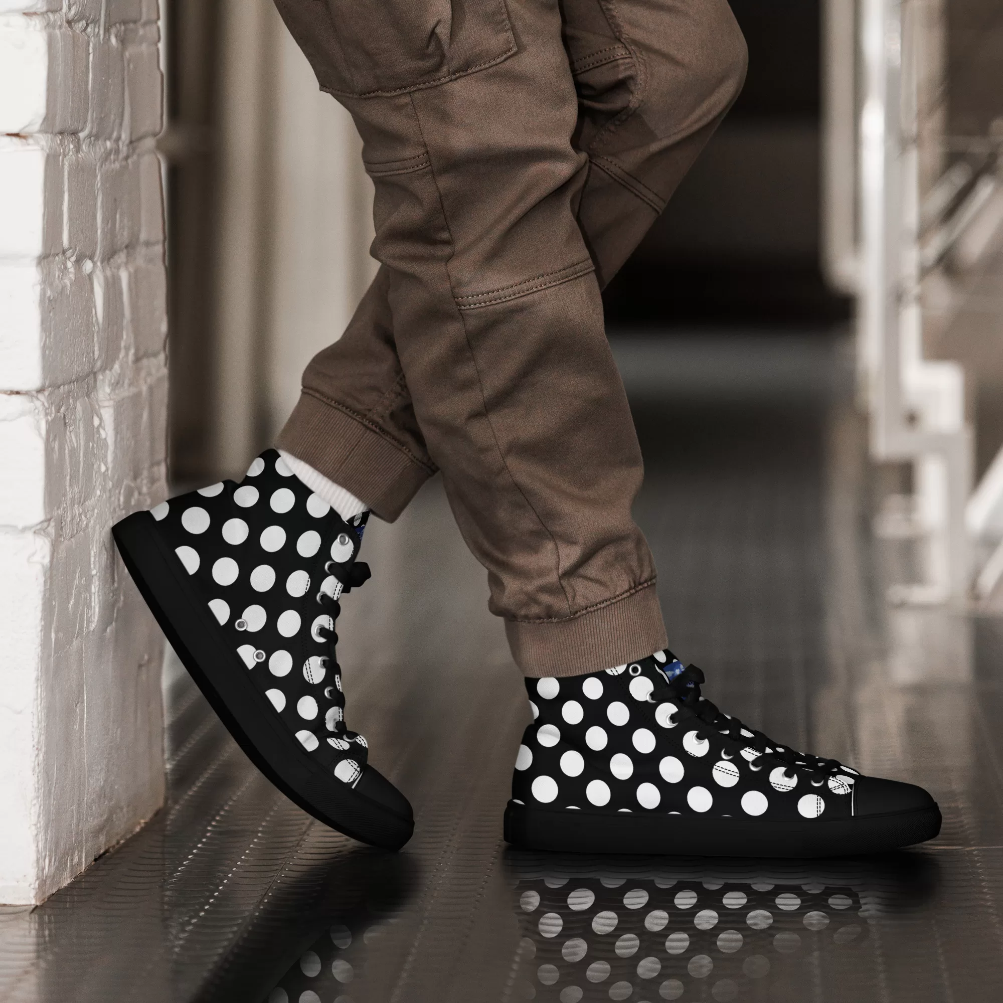 Men’s high-top "White Dots" canvas shoes - Image 2